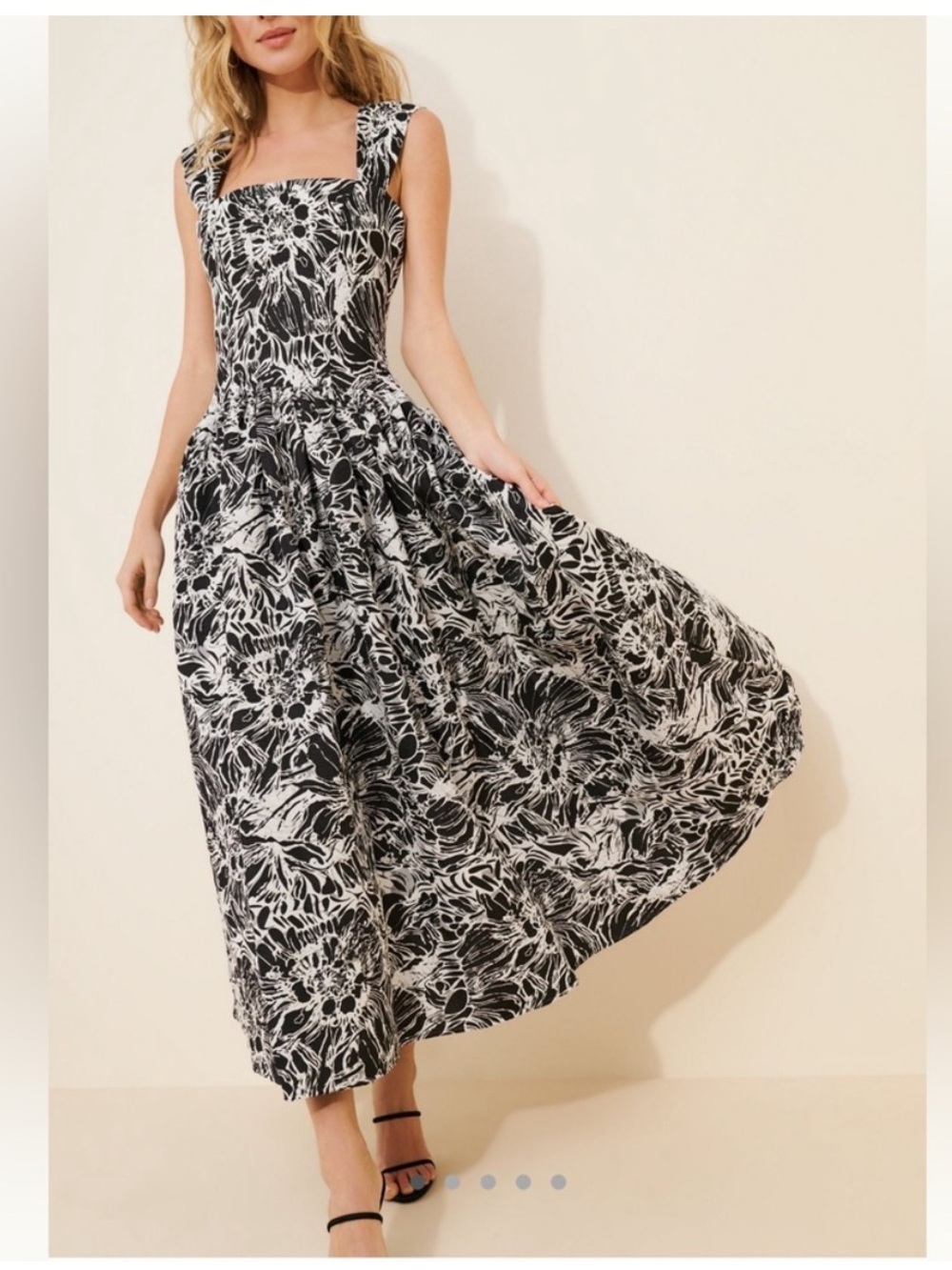 Elliatt Louise Maxi Dress Black White Floral Print Medium - Picture 9 of 9